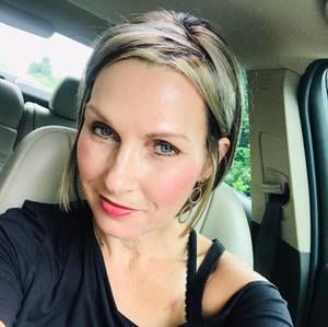 Meet your Posher, Nikki